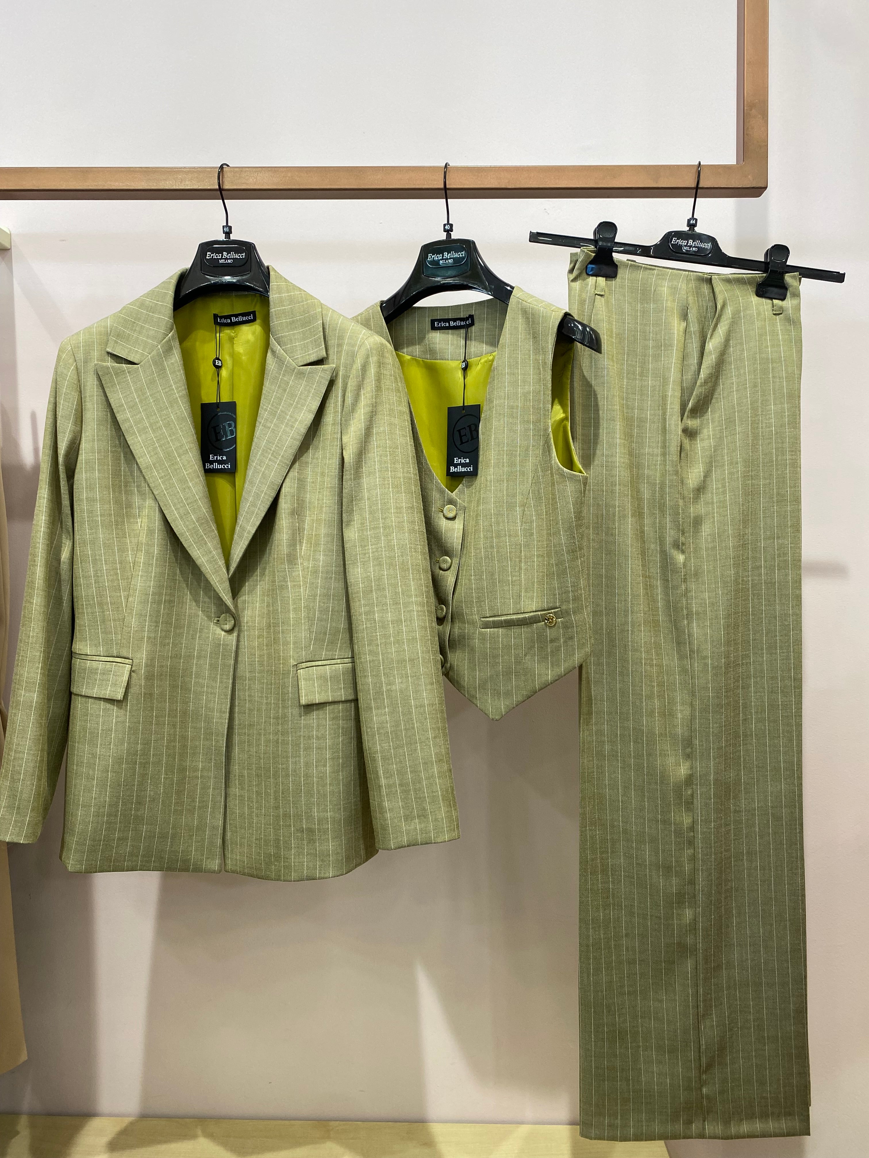 Tailleur Ginny Tre Pezzi EB/ Pantalone Palazzo