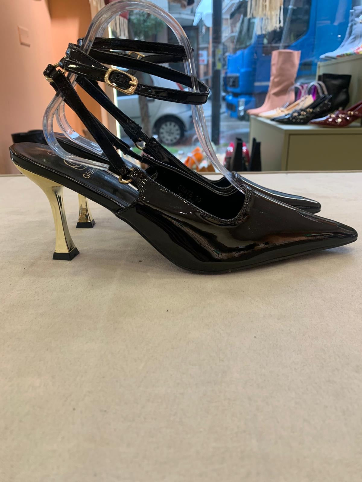 Chanel vernice CH876