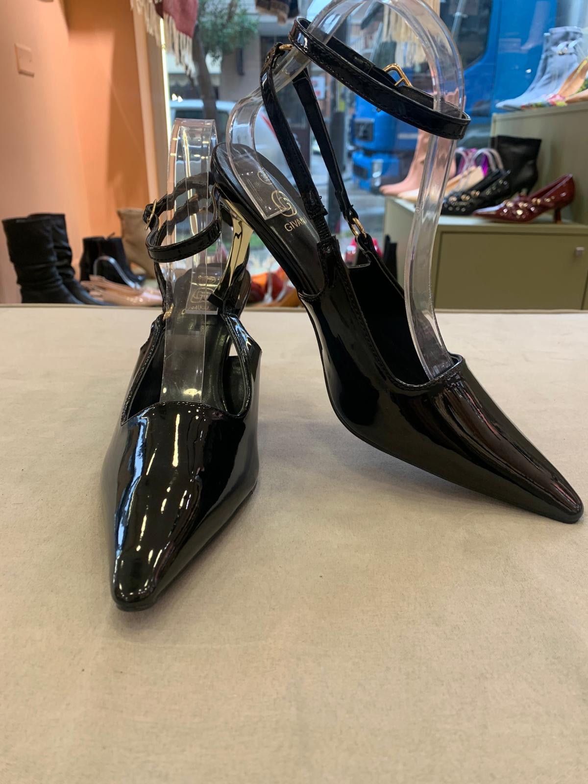 Chanel vernice CH876