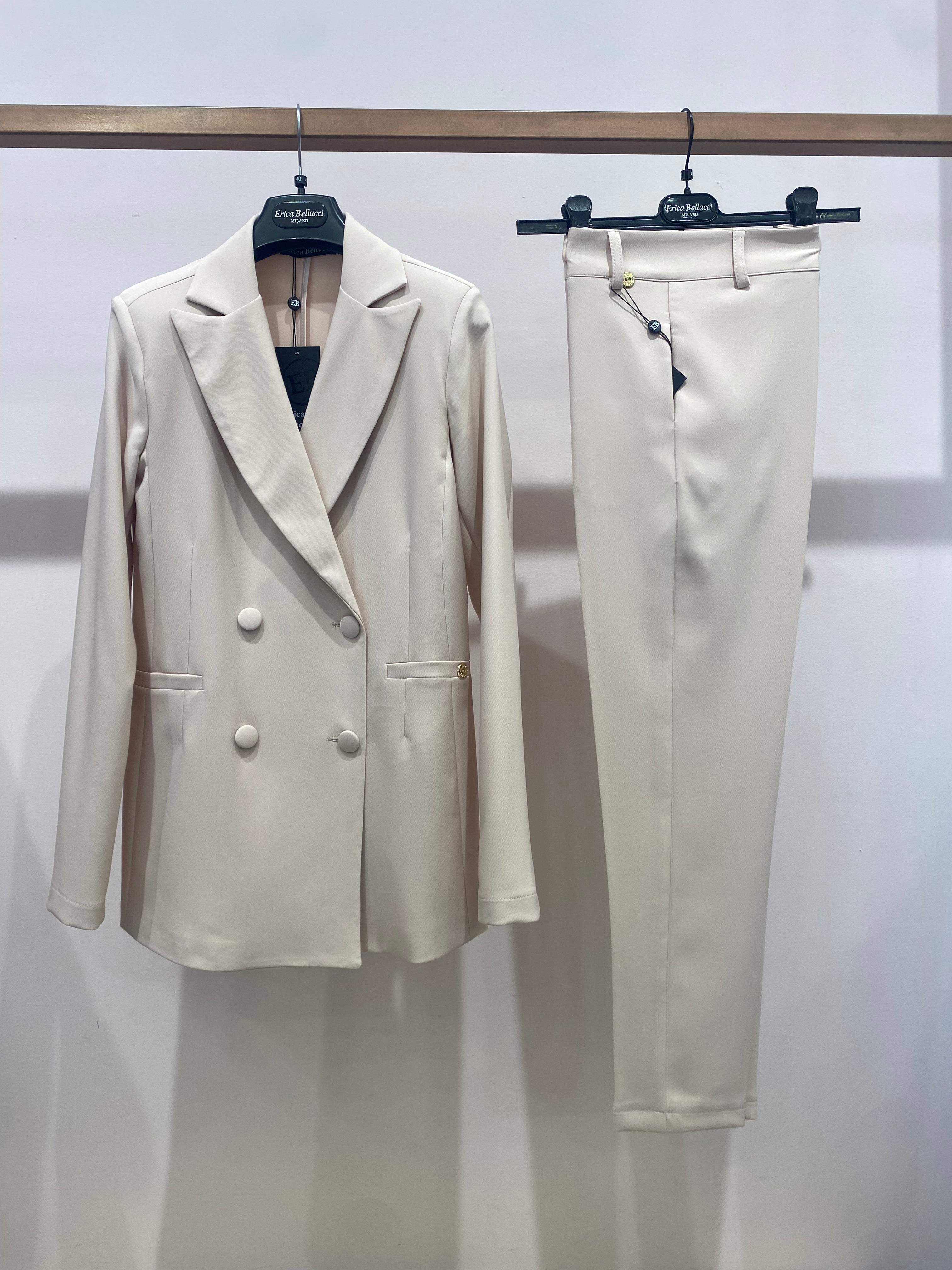 Tailleur Rare capri