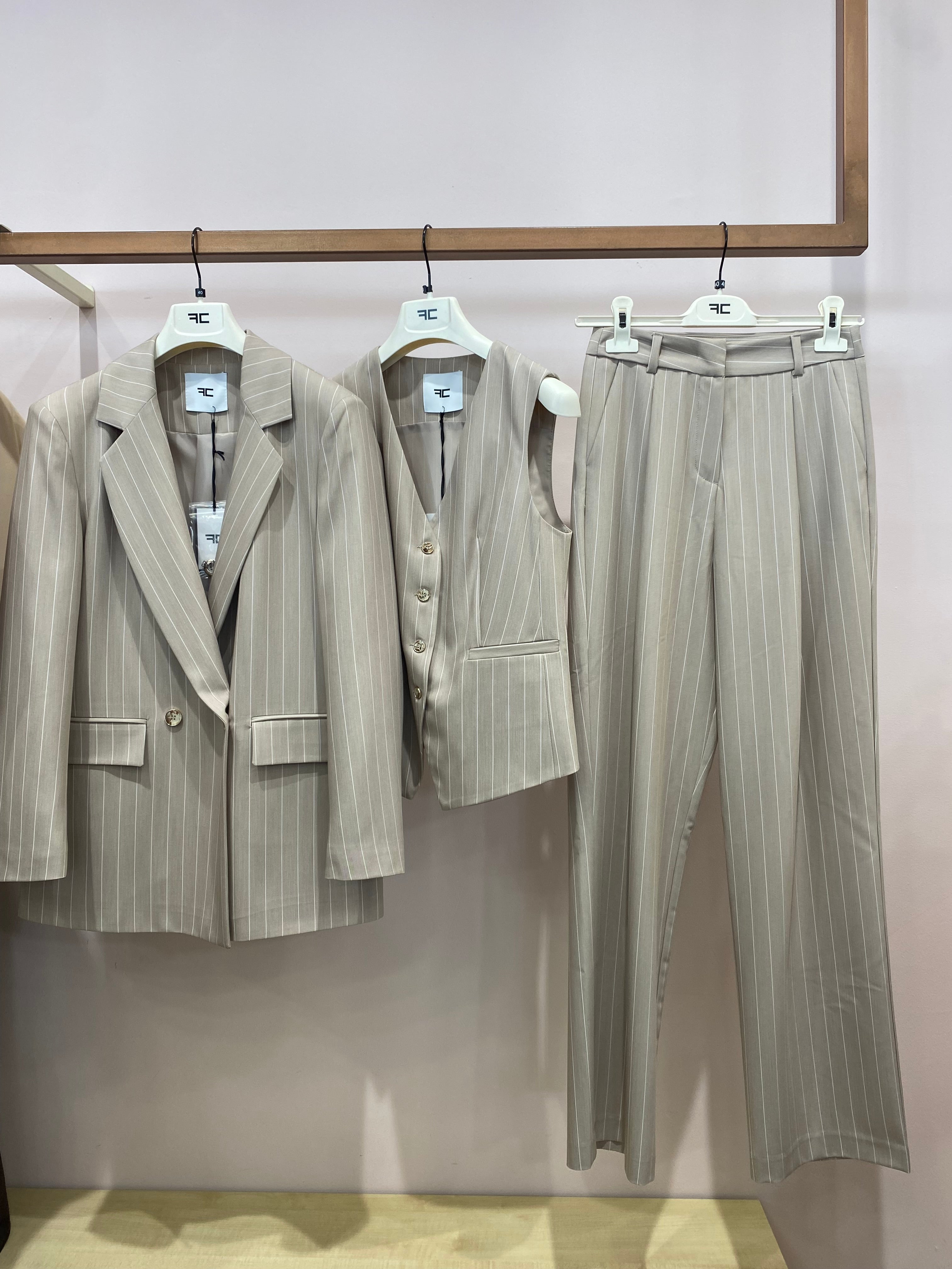 Tailleur Kate Tre Pezzi  FC